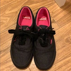 Levi’s Black Denim and Pink Sneakers